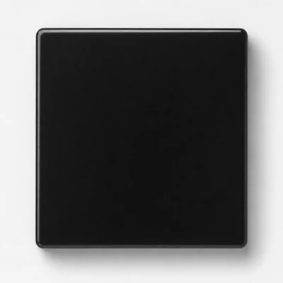 Tuxedo Black finish color sample